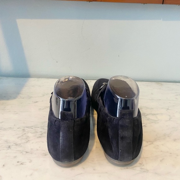 NEW Kennel & Schmenger Suede Pearl Loafers Size 8 - Picture 3 of 5